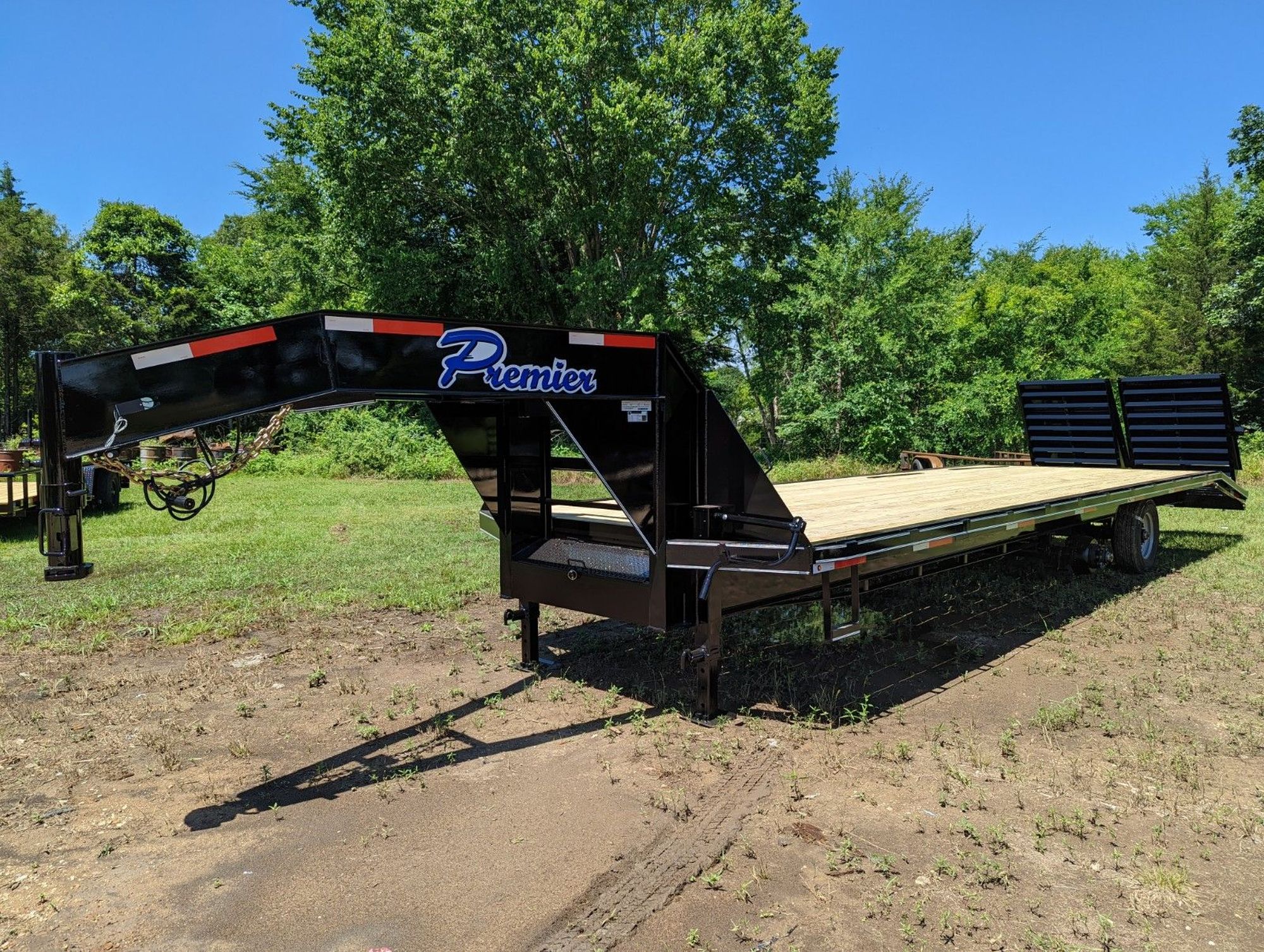 Bellwether Premier Over the Wheel Gooseneck Pintle Equipment Utility Trailer Dual Jacks